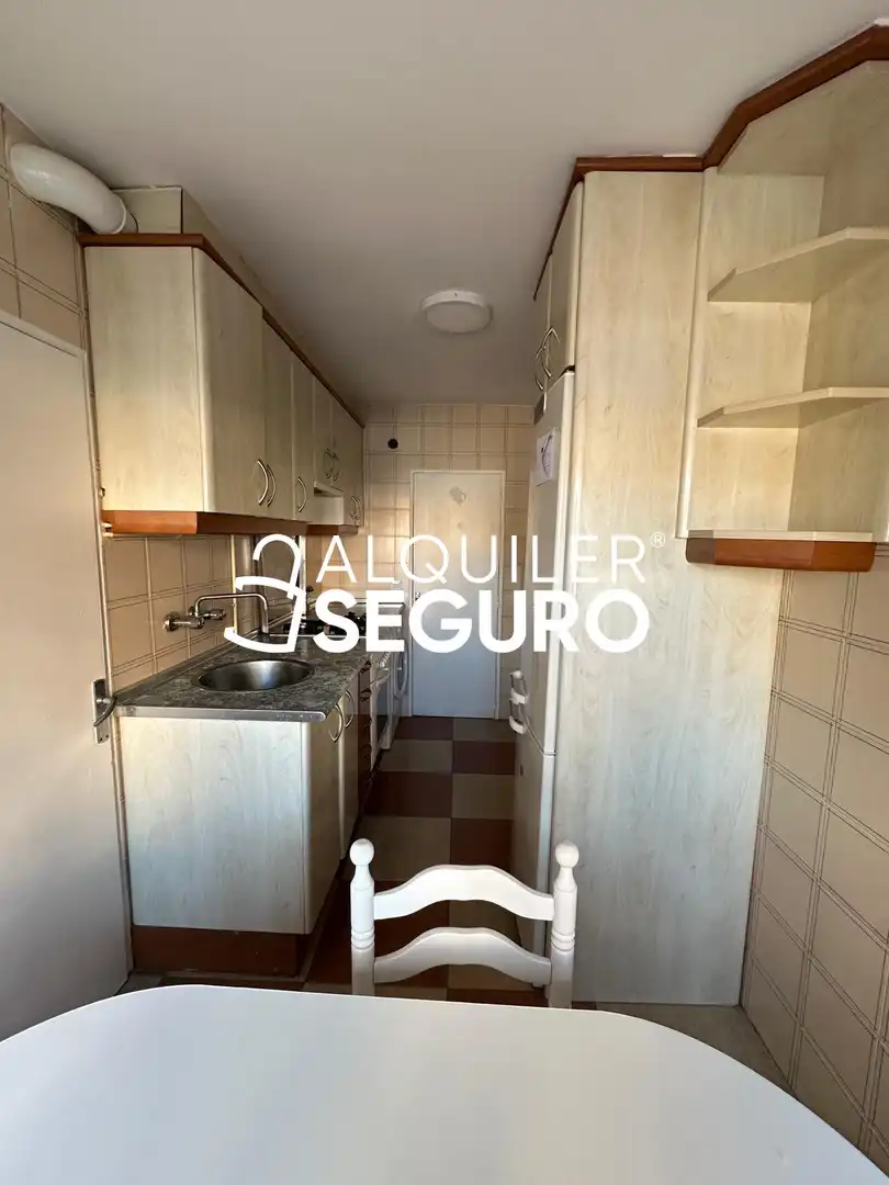 Cuina de Pis de lloguer en Donostia - San Sebastián  amb Calefacció, Terrassa i Moblat