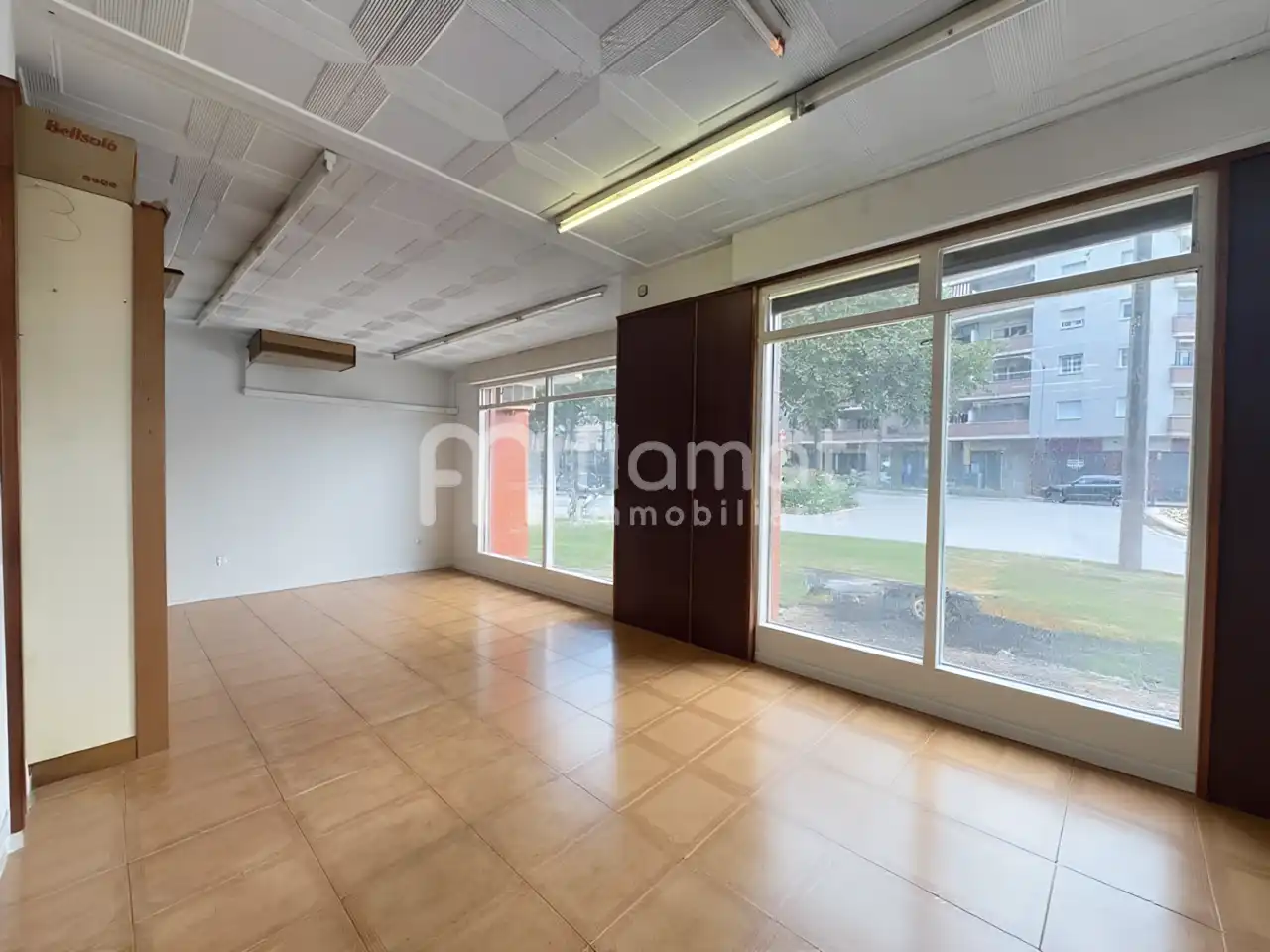 Local en venta en Blanes