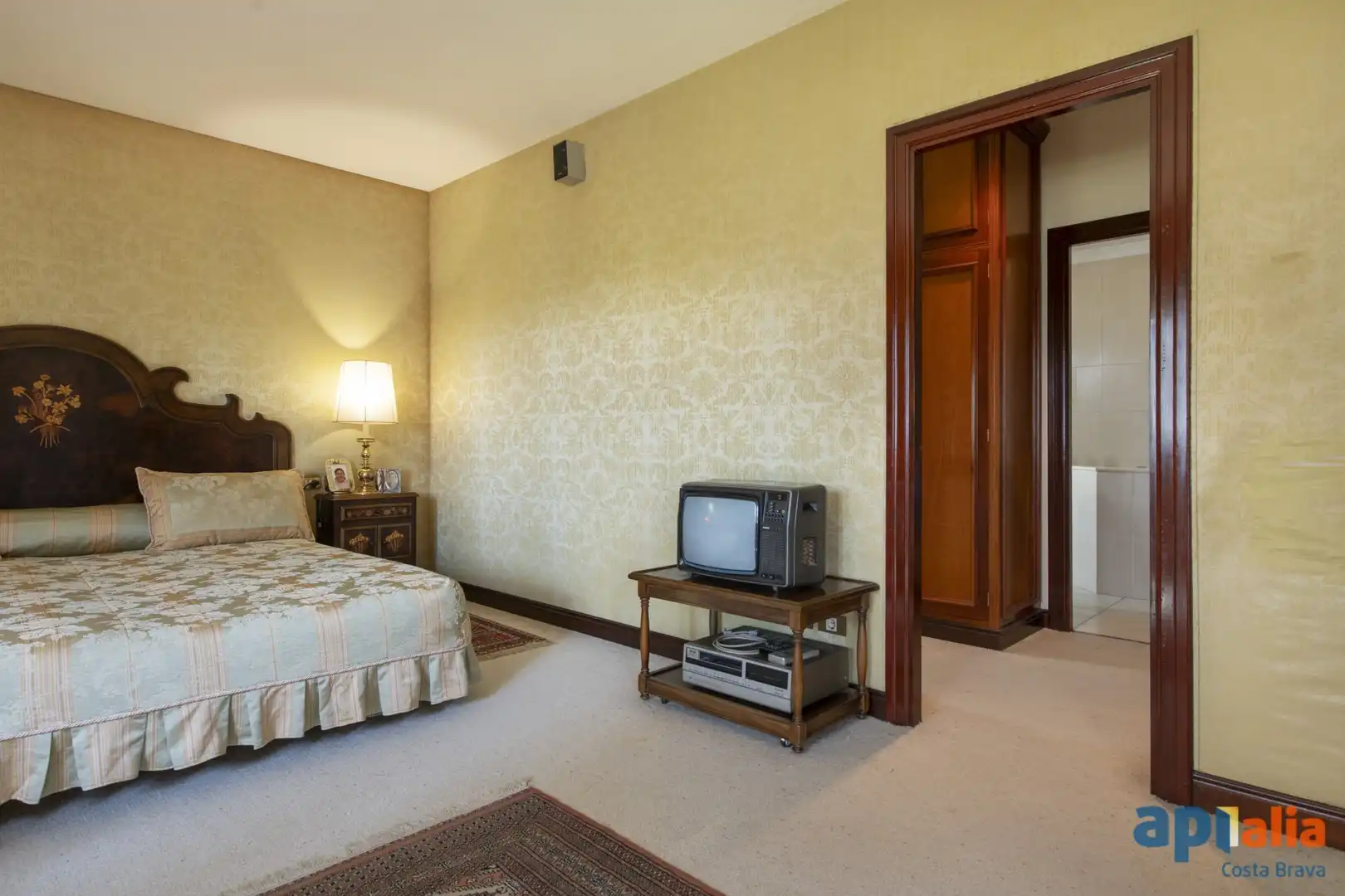 Habitación de Finca rústica en venta en Cornellà del Terri con Aire acondicionado, Calefacción y Terraza
