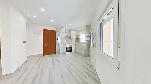 Foto 4 de Pis de lloguer a Santa Rosa, Barcelona