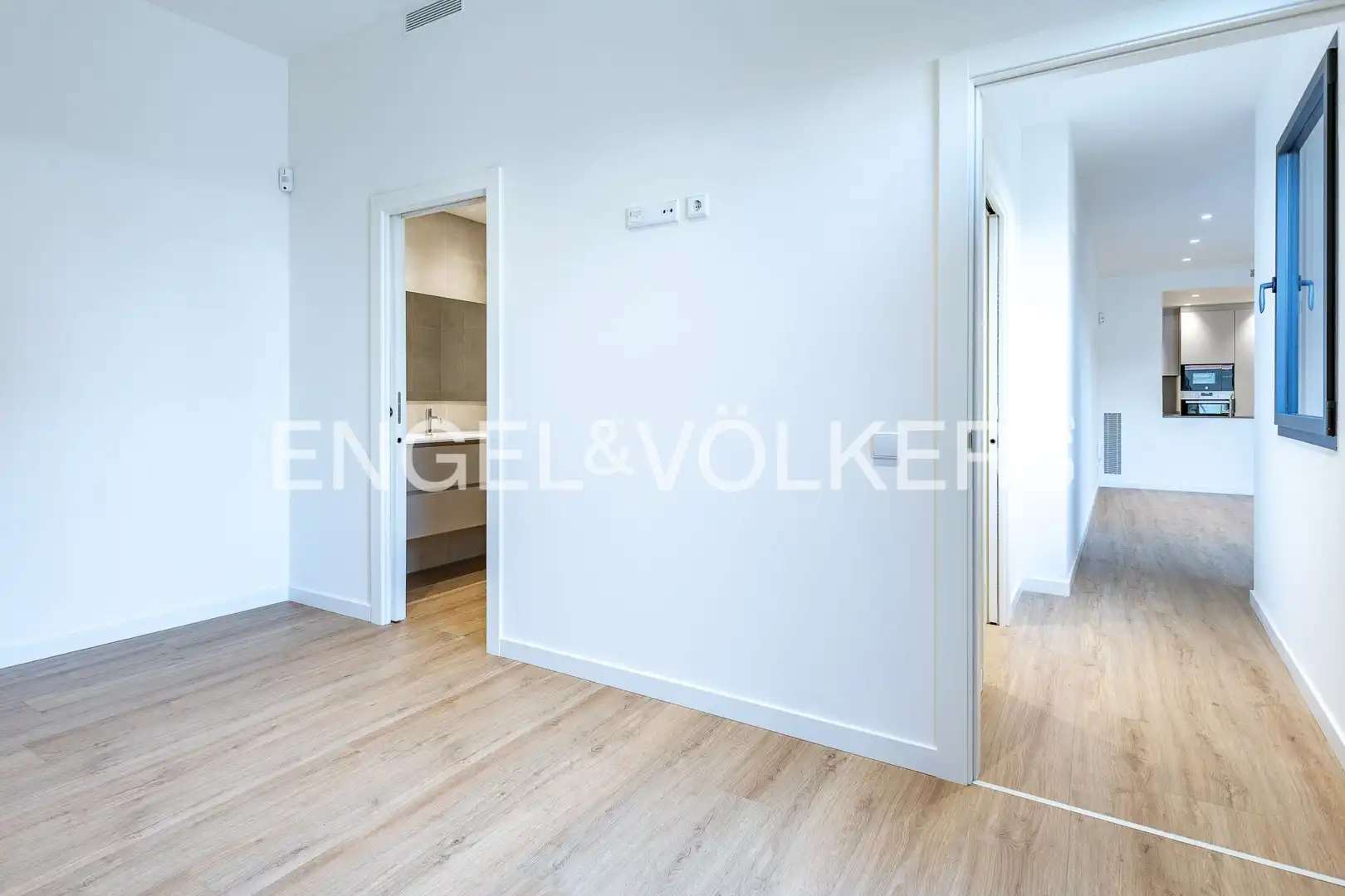 Ground floor for rent in Badalona  with Heating, Parquet flooring and Terrace