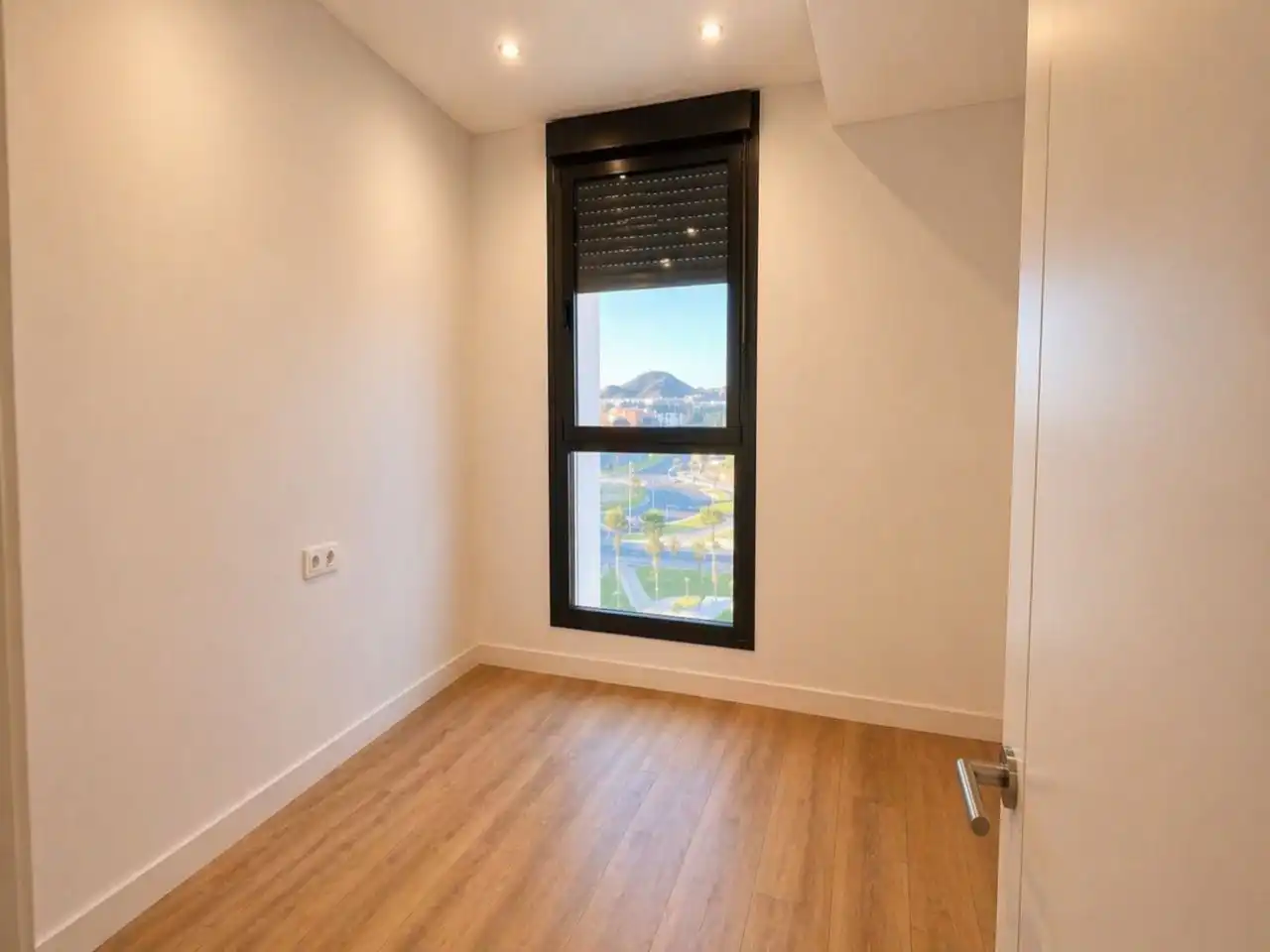 Bedroom of Flat for sale in Málaga  with Air Conditioner, Heating and Oven