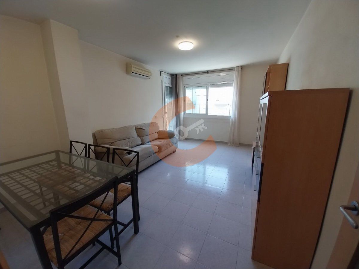 Sala d'estar de Pis en venda en El Vendrell amb Aire condicionat i Balcó