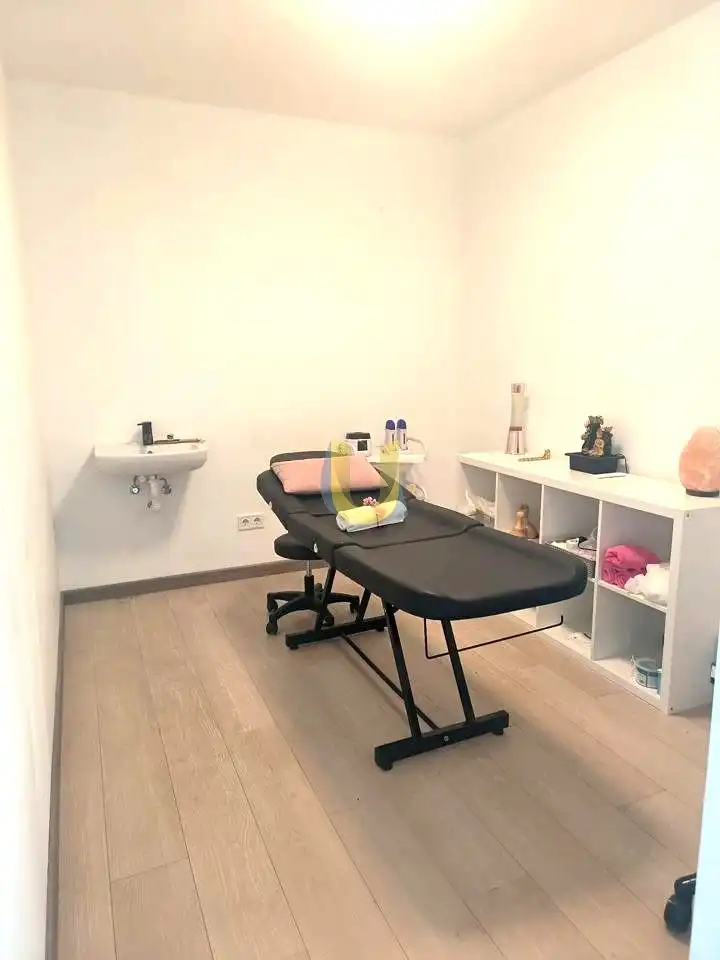 Habitación de Local en traspaso en Madrid