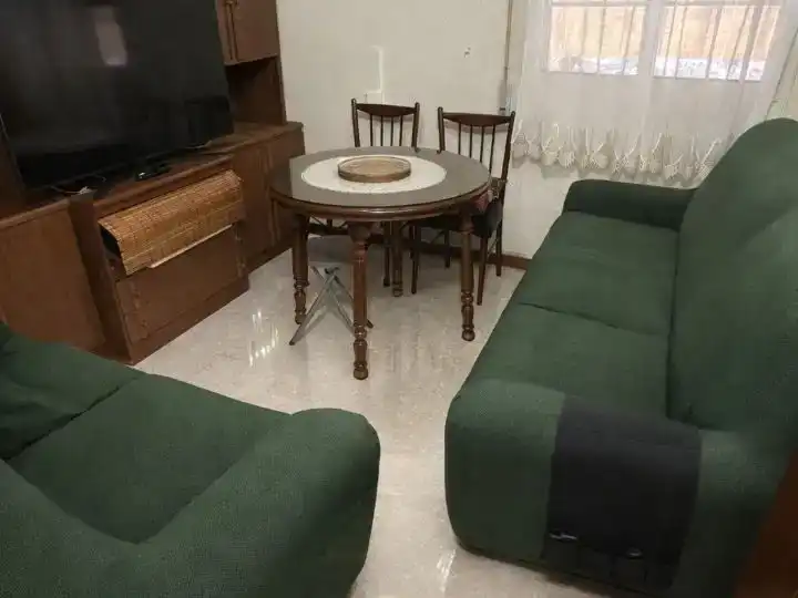 Sala de estar de Piso en venta en  Sevilla Capital con Aire acondicionado