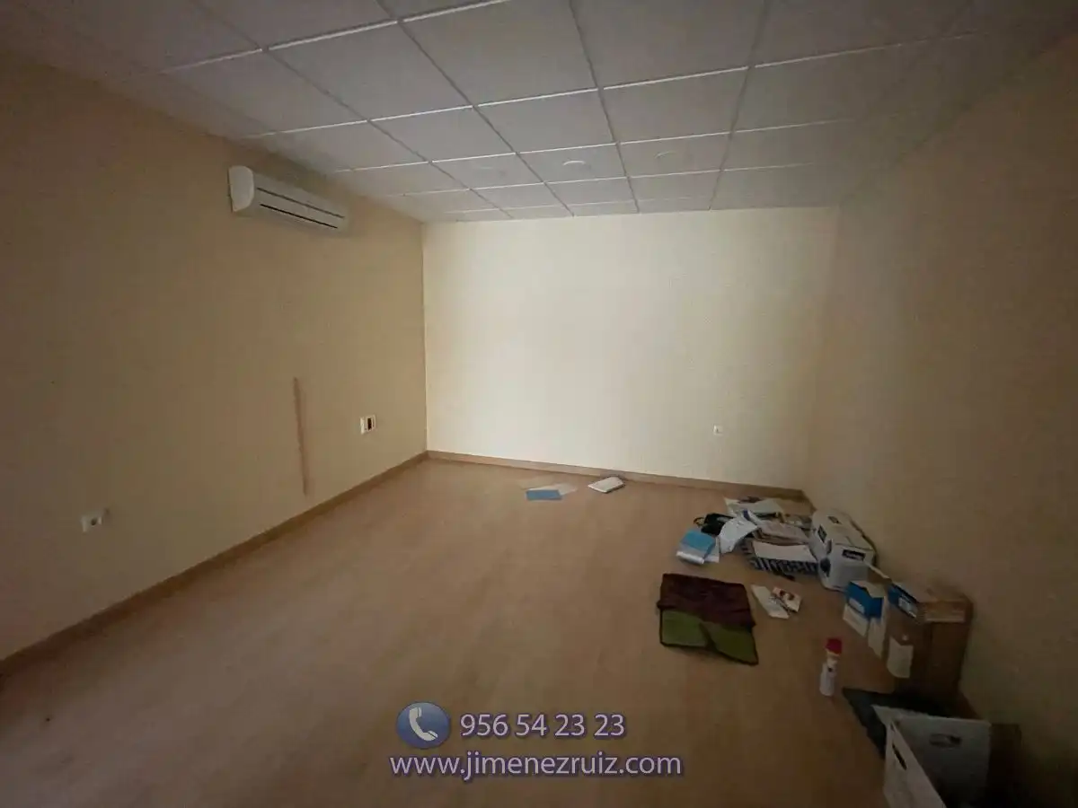 Büro zur Miete in El Juncal - Vallealto, imagen 6