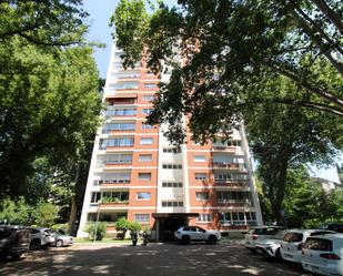 Exterior view of Flat to rent in  Madrid Capital  with Air Conditioner and Heating