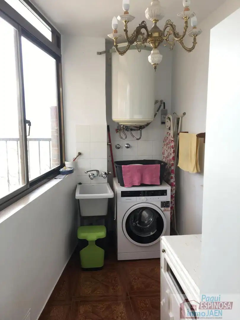 Bathroom of Houses for sale in Villardompardo  with Terrace, Swimming Pool and Furnished
