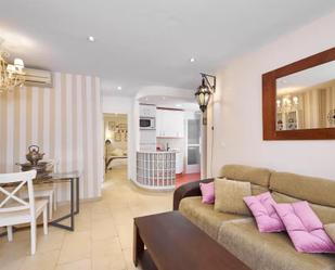 Sala d'estar de Apartament en venda en  Granada Capital amb Balcó