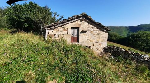 Foto 3 de Finca rústica en venta en Vega de Pas, Cantabria