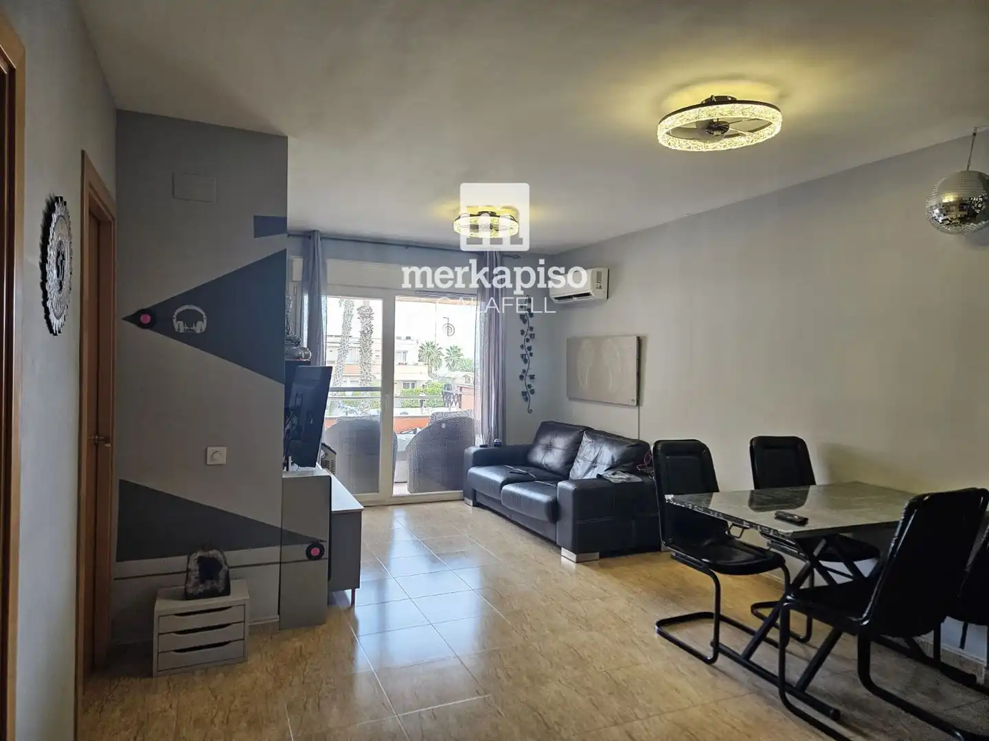 Living room of Flat for sale in Cubelles  with Air Conditioner, Heating and Terrace