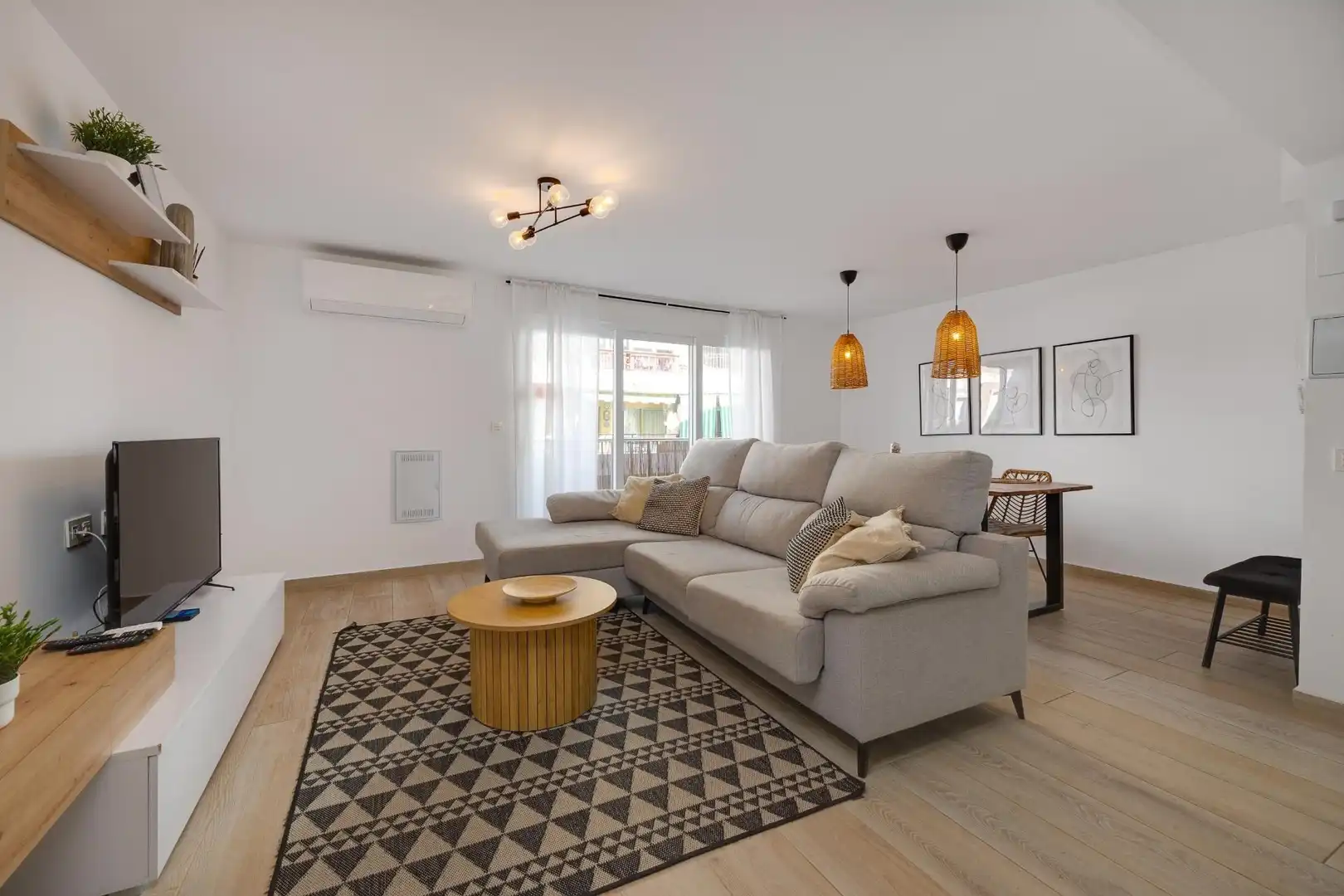 Apartament en venda a Zona Carrefour - Urbanizaciones, imagen 3