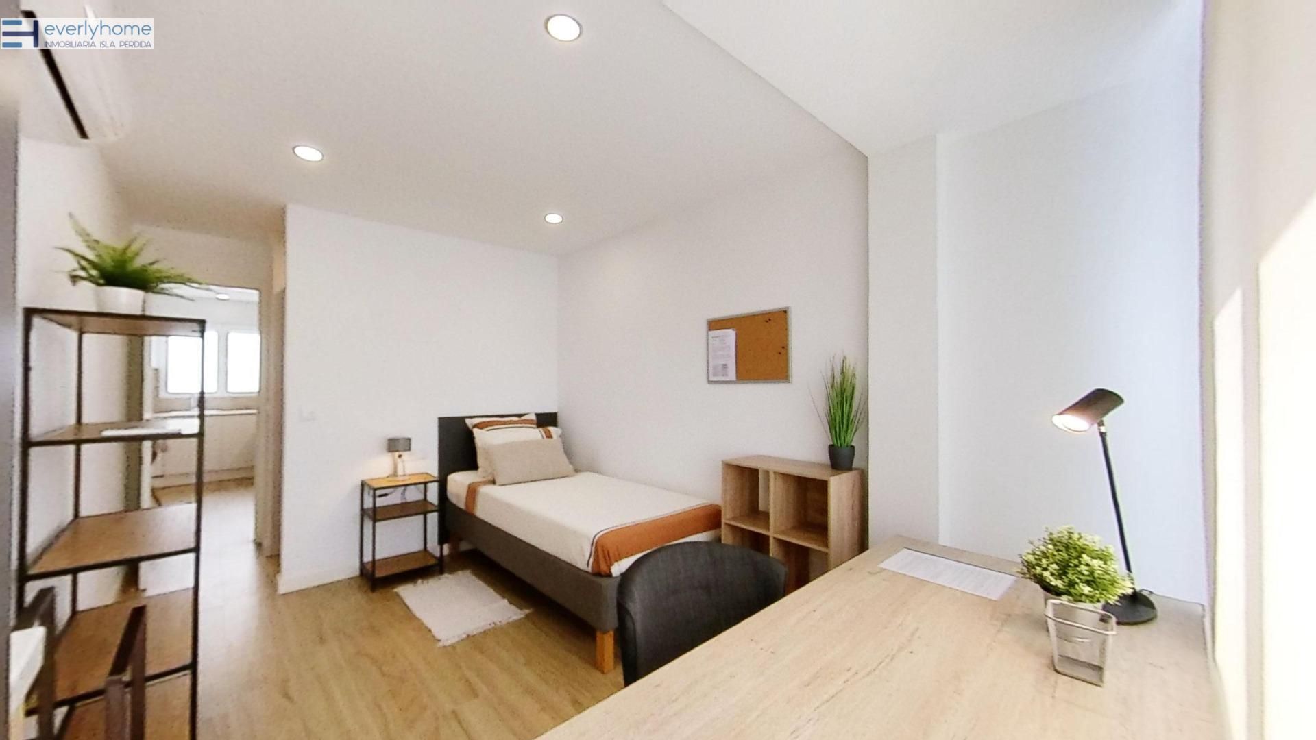 Pis per a compartir a Calle INDUSTRIA, L'Illa Perduda