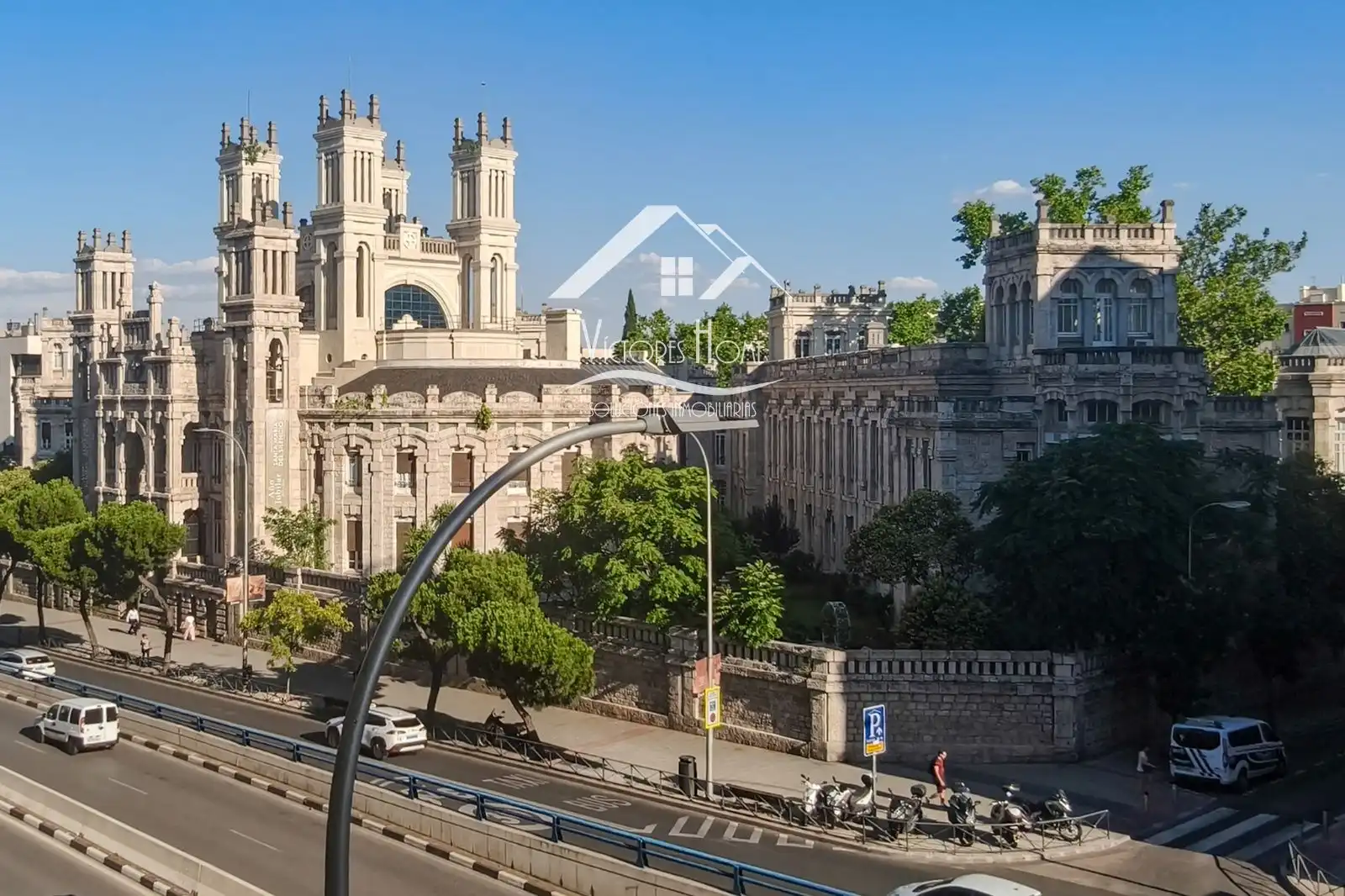 Exterior view of Flat for rent in Madrid  with Air Conditioner, Heating and Terrace