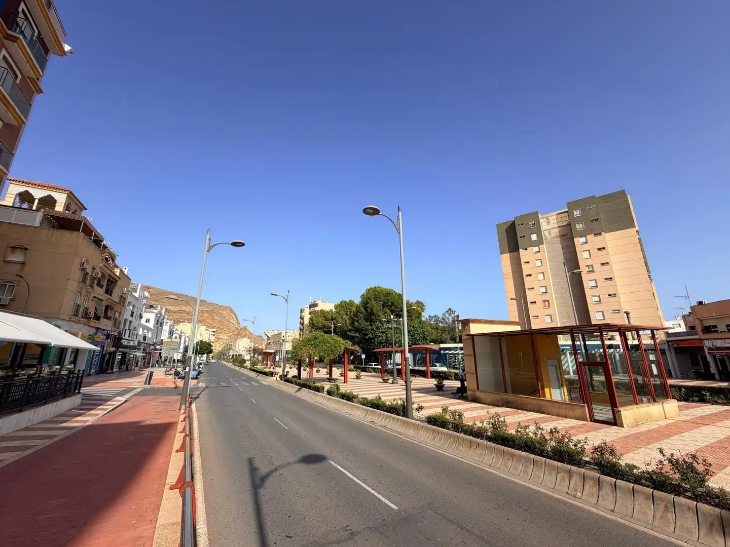 Vista exterior de Ático en venta en Roquetas de Mar con Aire acondicionado, Calefacción y Terraza