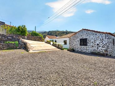 Casa amb jardí en venda a Nuevo de Aripe