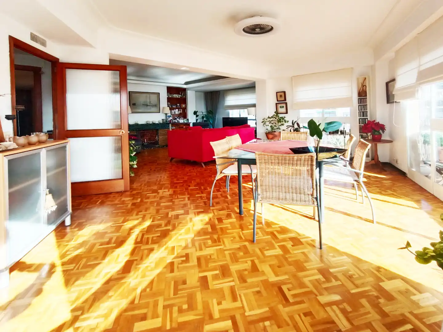 Wohnzimmer von Wohnung zum Verkauf in  Palma de Mallorca mit Klimaanlage, Parkett und Abstellraum