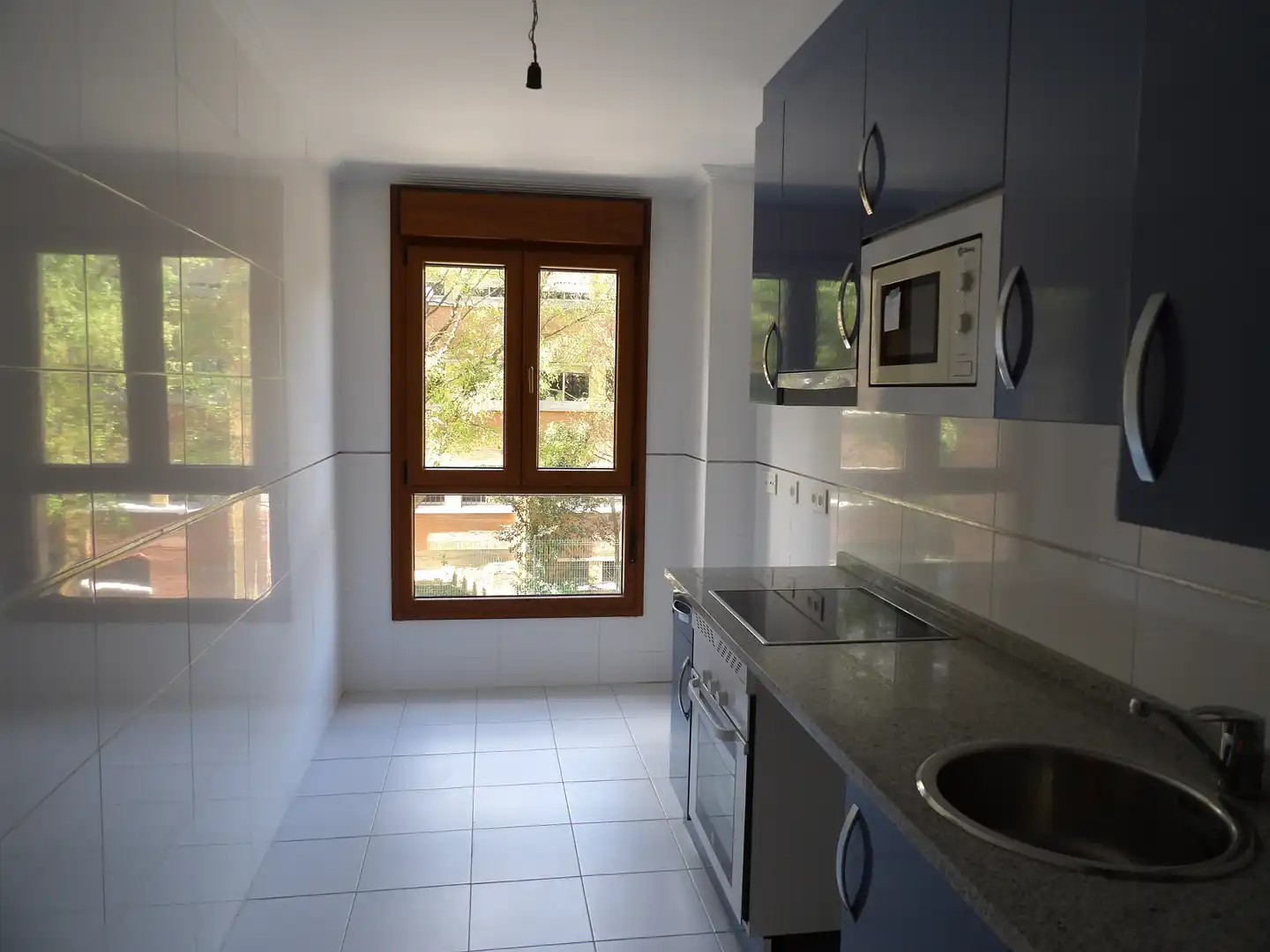 Piso en venta en Calle de Ramón Granda, El Carbayedo - El Quirinal