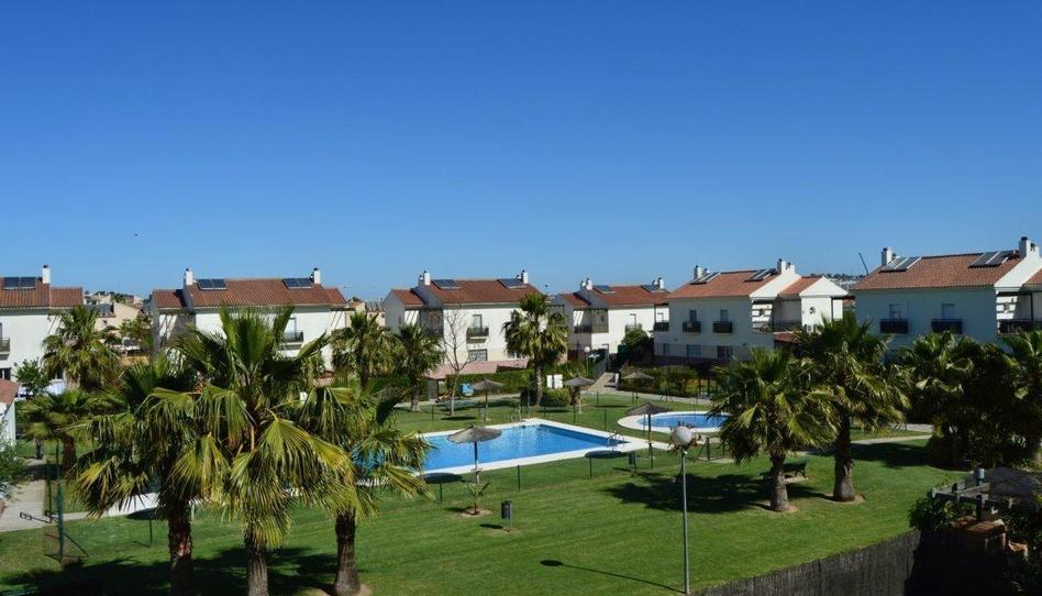 Foto 1 de Casa adosada en venda a Puertas del sur - Guadabajaque, Cádiz