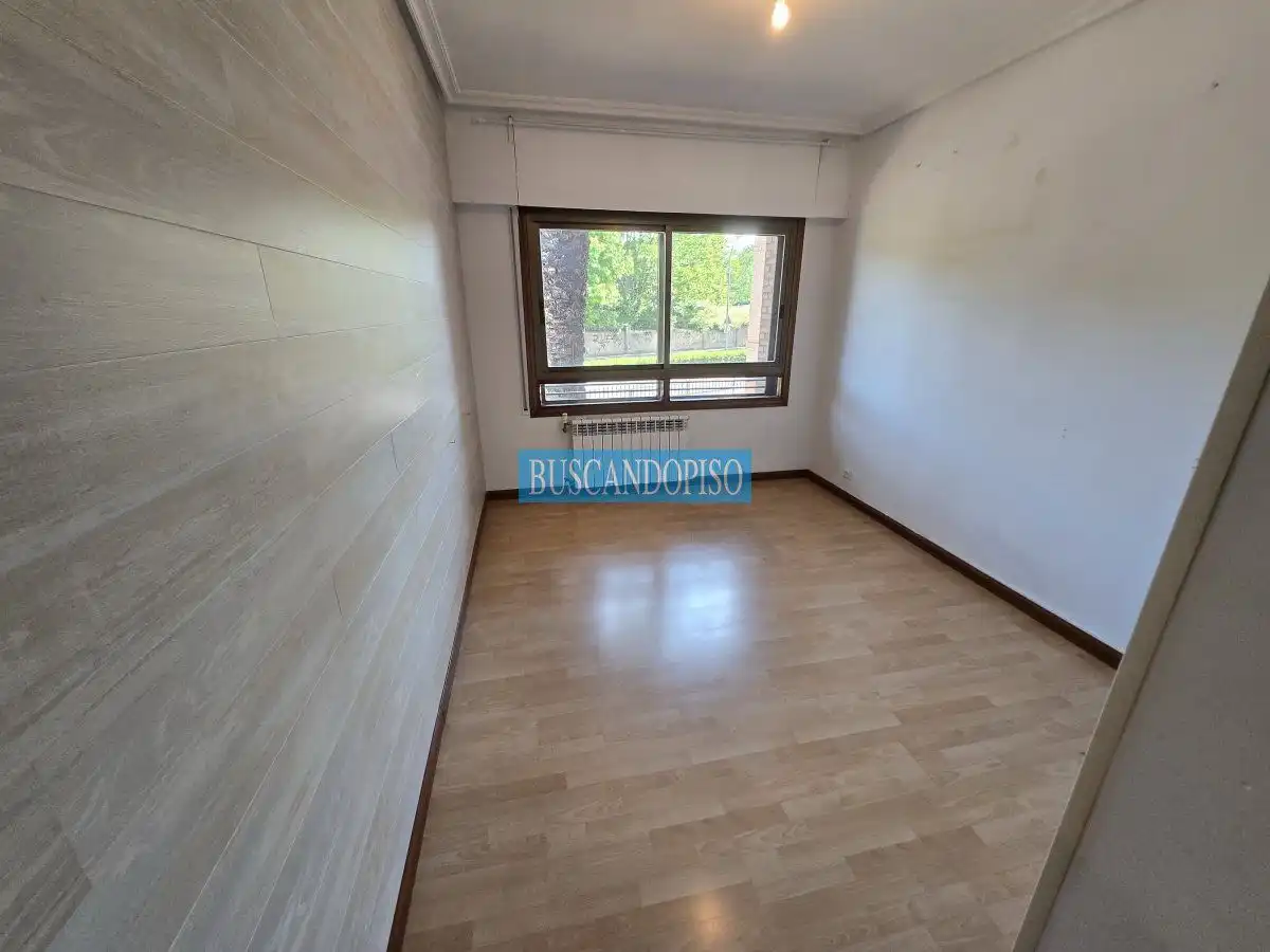 Flat for rent in  Logroño  with Heating, Parquet flooring and Terrace