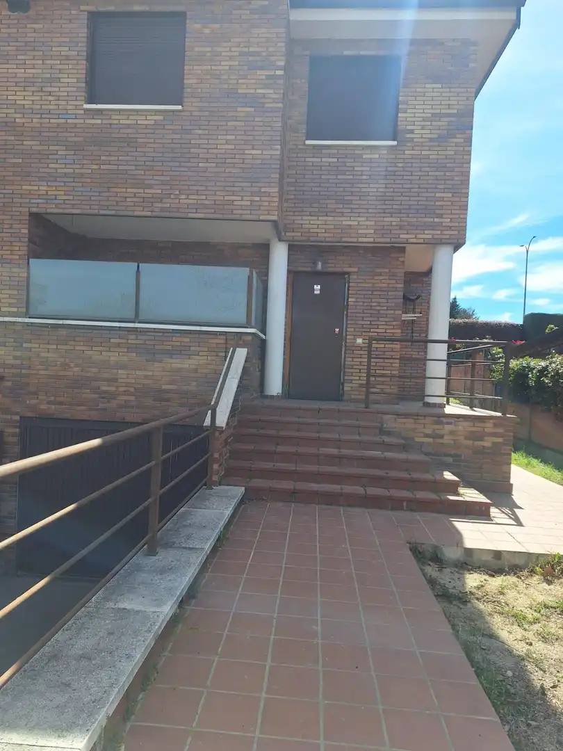 Exterior view of Detached homes for sale in Arroyomolinos (Madrid)