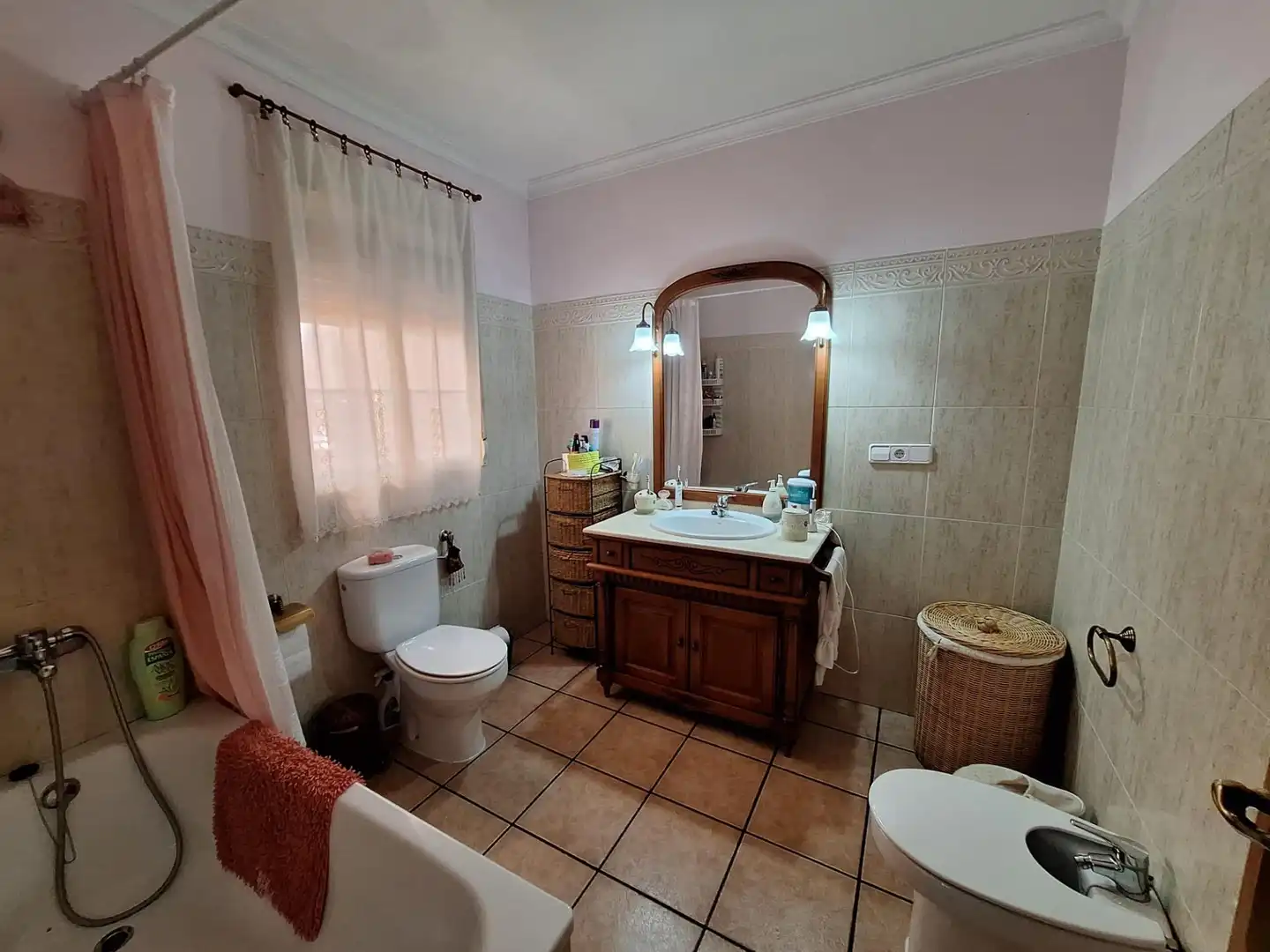 Baño de Casa o chalet en venta en Algueña con Aire acondicionado, Calefacción y Terraza