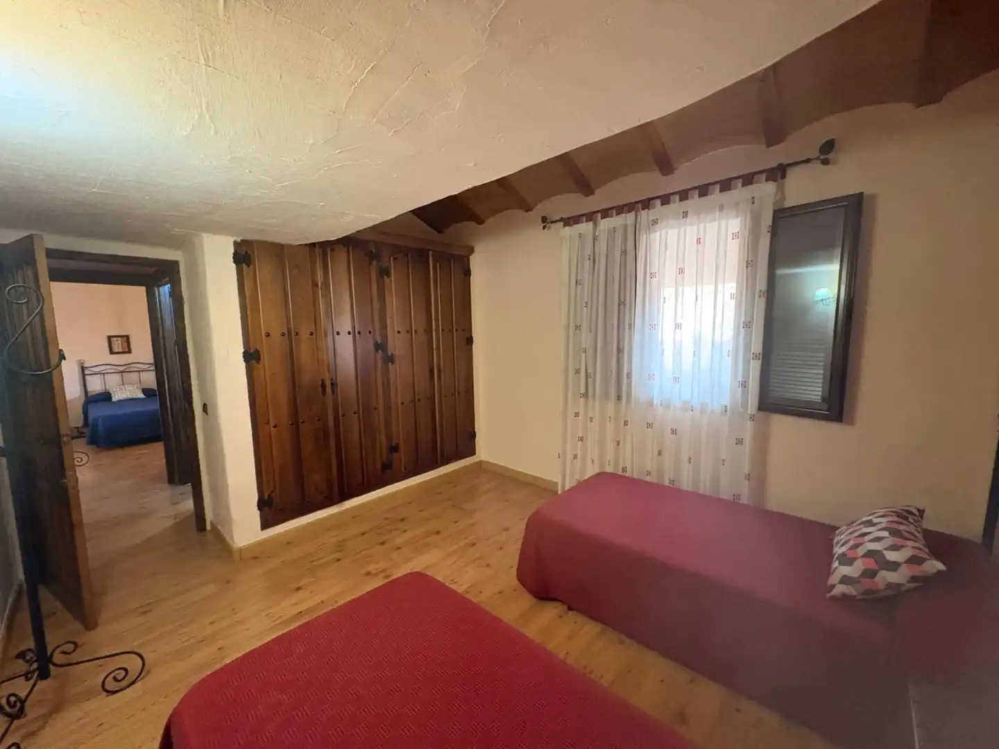 Habitación de Finca rústica en venta en Benatae con Calefacción, Jardín privado y Piscina