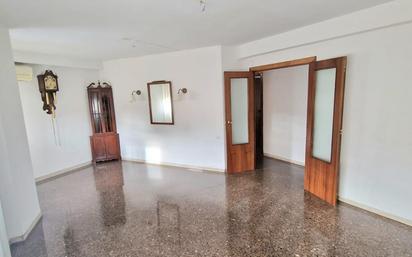 Flat for sale in  Zaragoza Capital  with Air Conditioner, Heating and Storage room