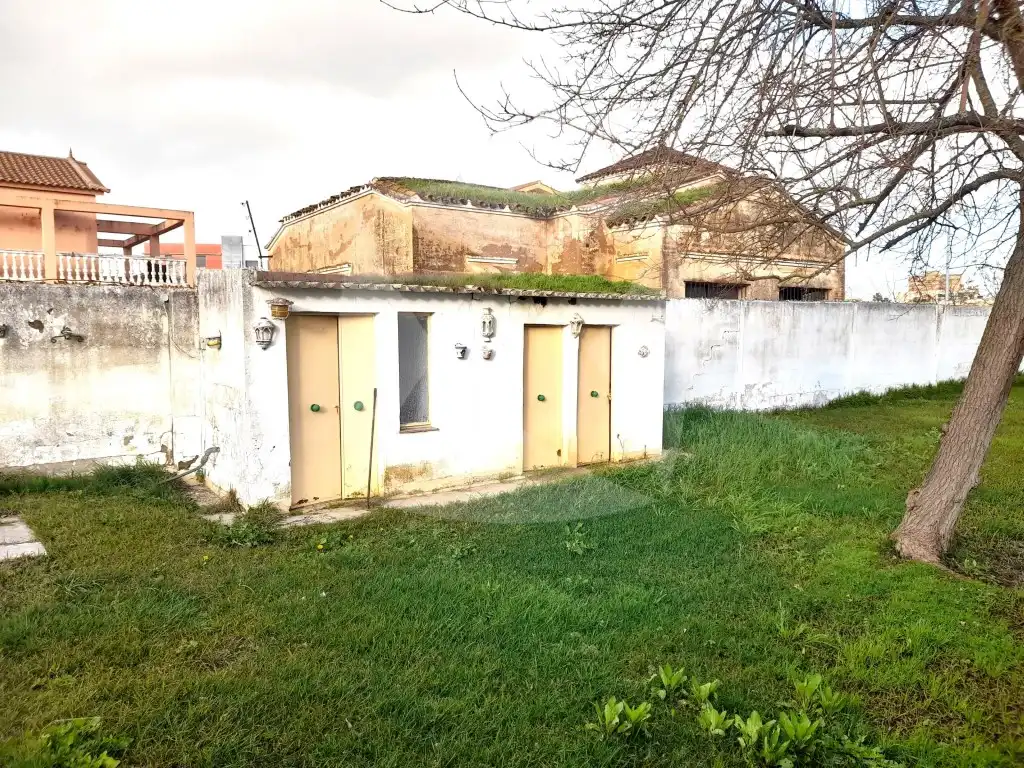 Casa o xalet en venda en Badajoz amb Aire condicionat, Jardí privat i Traster