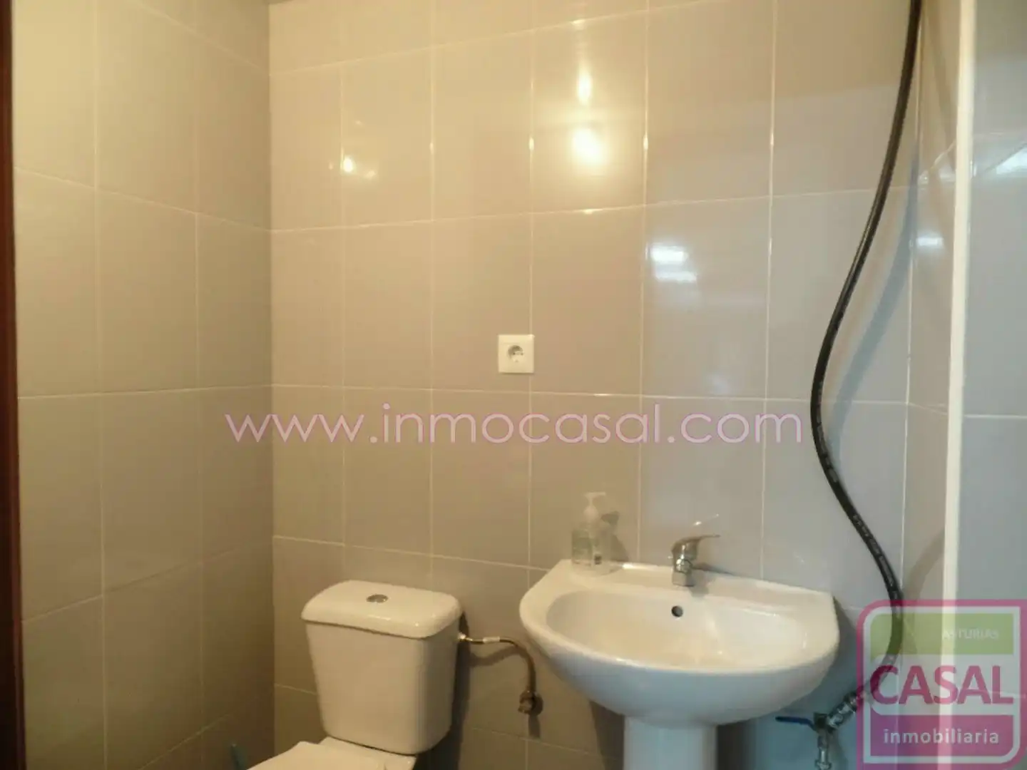 Local comercial en venta en Sama, imagen 4