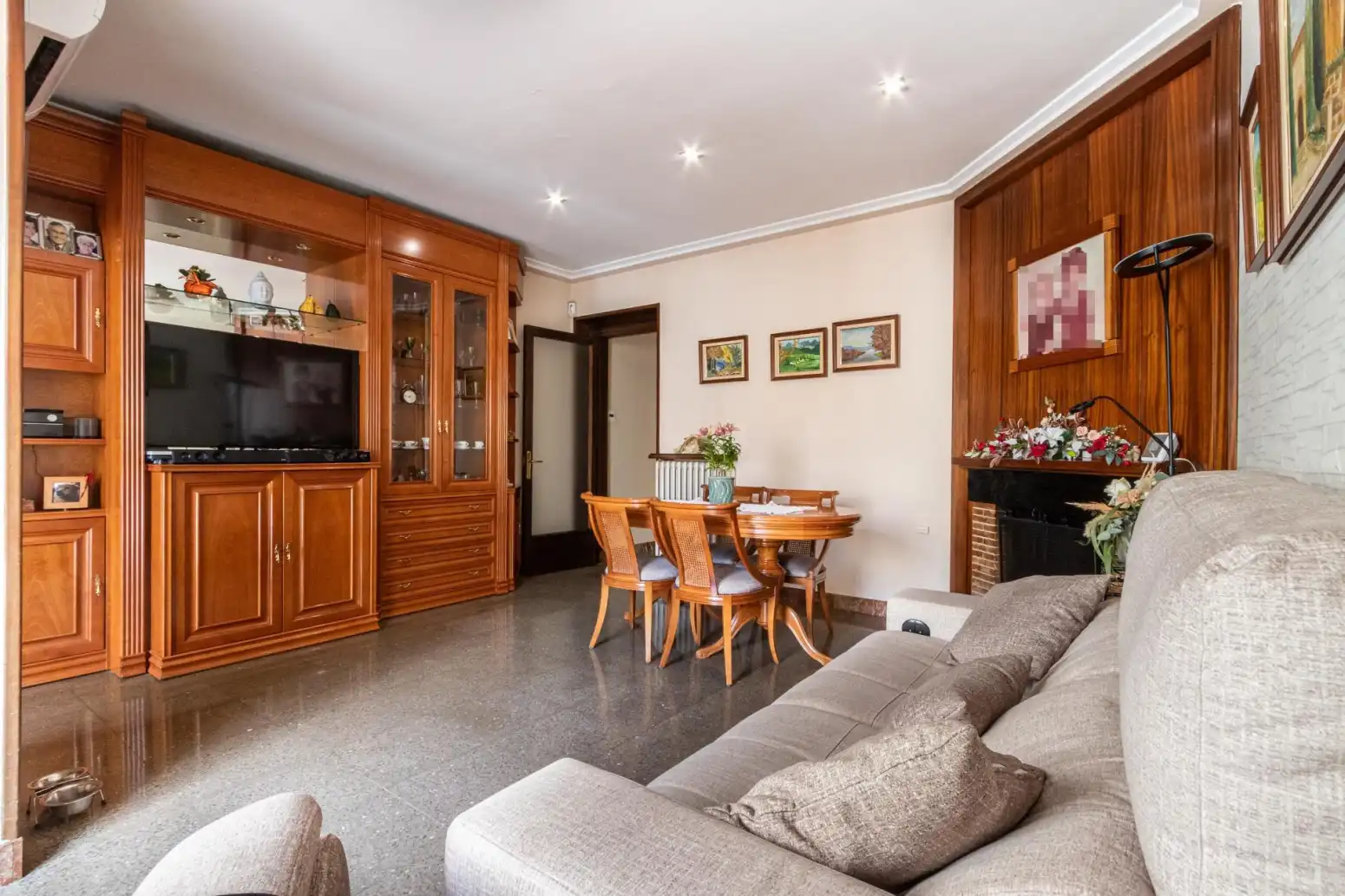 Living room of Houses for sale in Terrassa  with Heating, Parquet flooring and Terrace