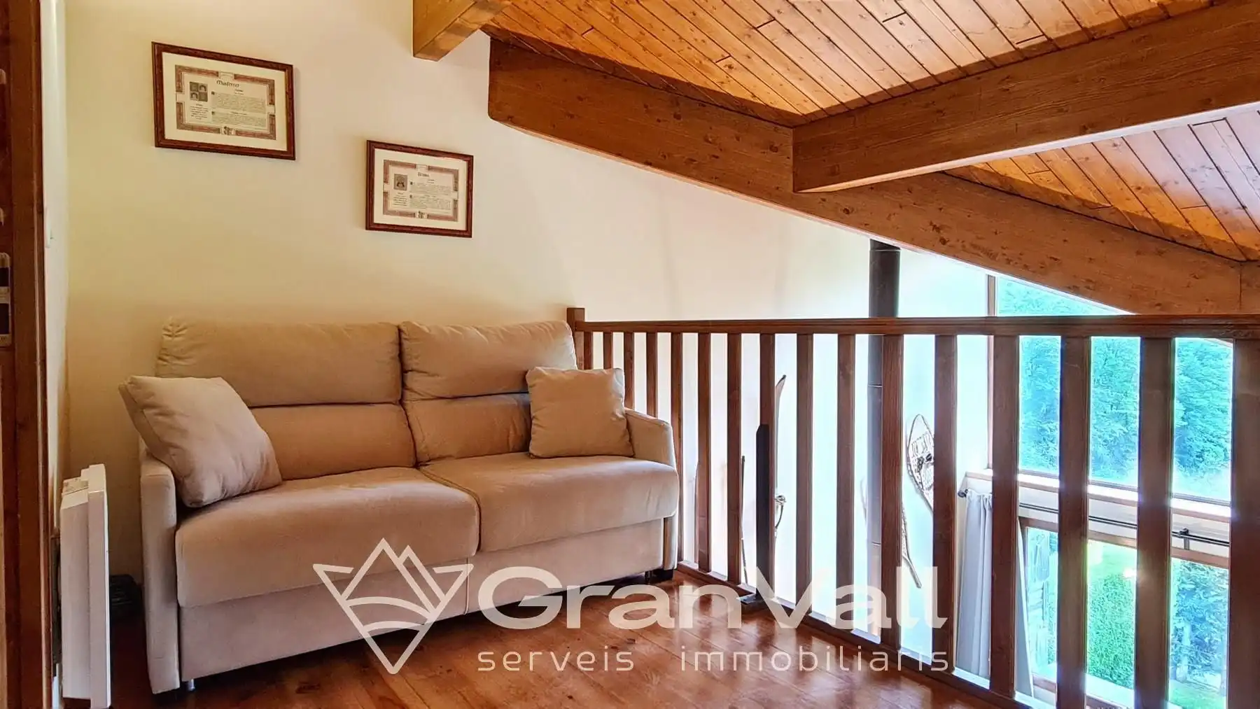 Sala de estar de Casa adosada en venta en Saillagouse con Calefacción, Jardín privado y Parquet