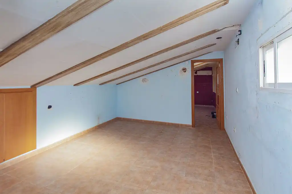 Houses for sale in Montroi / Montroy, Valencia