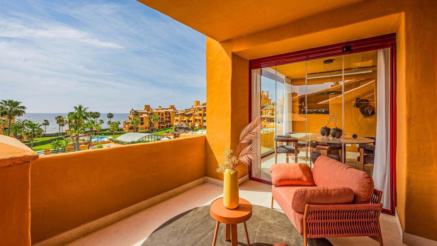 Terraza de Apartamento en venta en Estepona con Aire acondicionado, Calefacción y Jardín privado