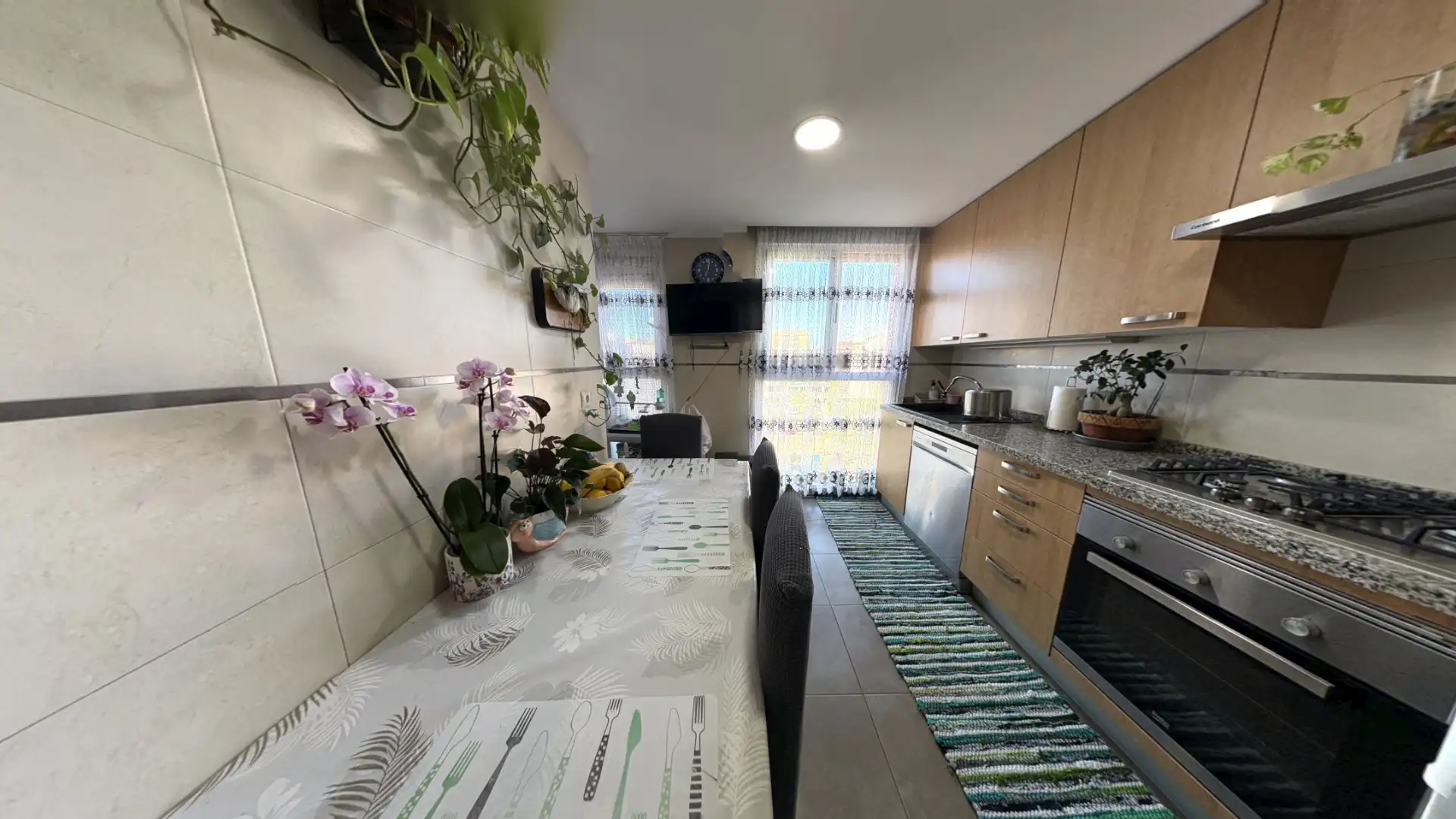 Cocina de Piso en venta en Castellón de la Plana / Castelló de la Plana con Aire acondicionado, Calefacción y Horno