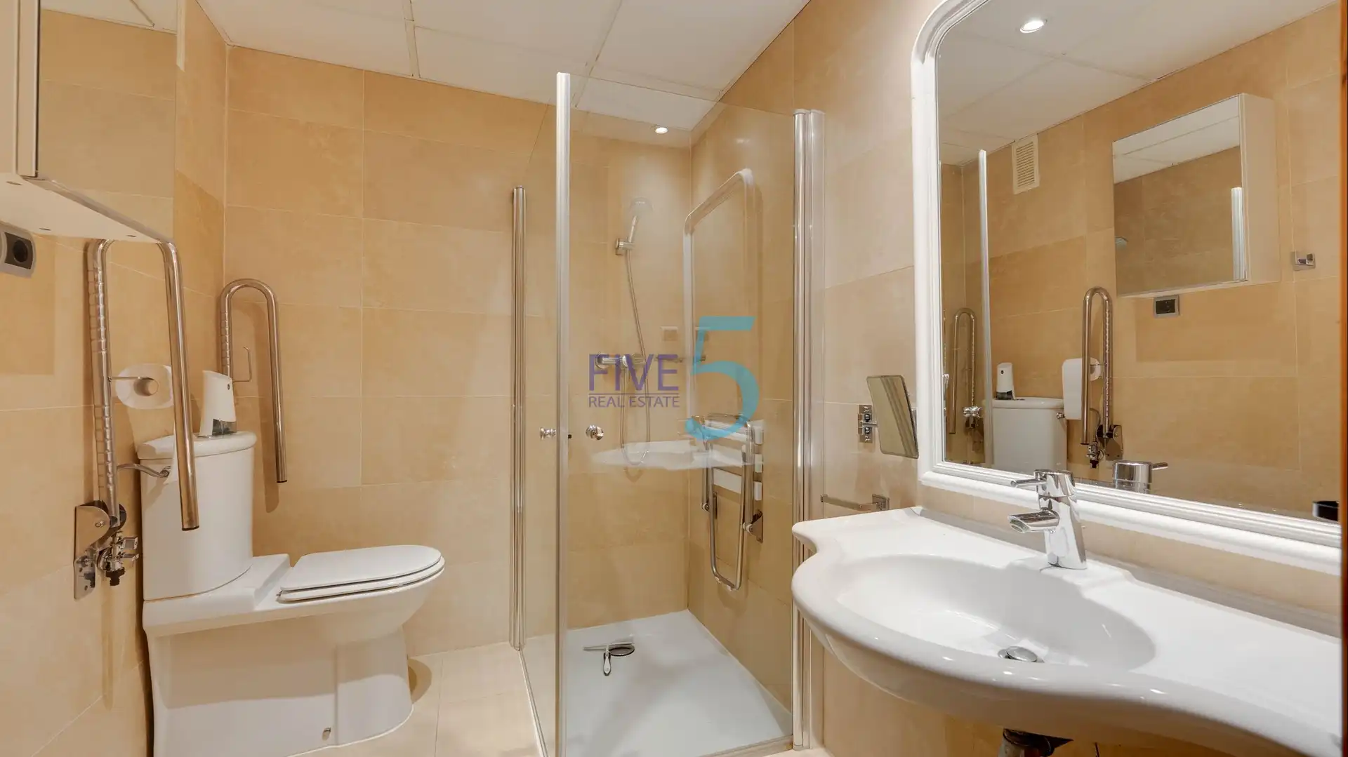 Bathroom of Flat for sale in Los Alcázares  with Air Conditioner, Heating and Terrace