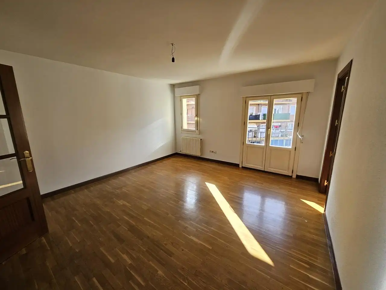 Flat with lift for sale in Calle Monasterio Viejo de San Pedro, imagen 5