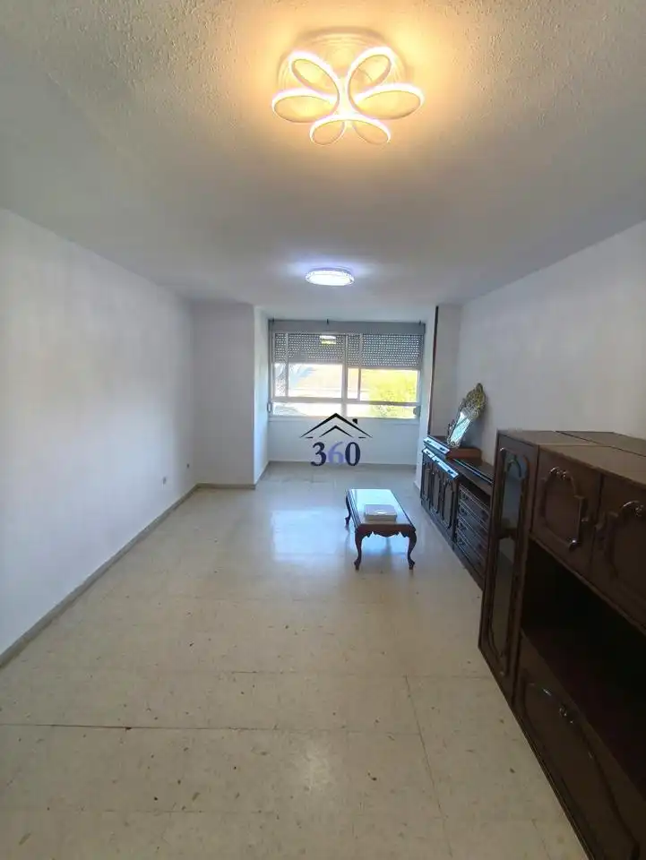 Living room of Flat for rent in Cáceres  with Terrace and Furnished