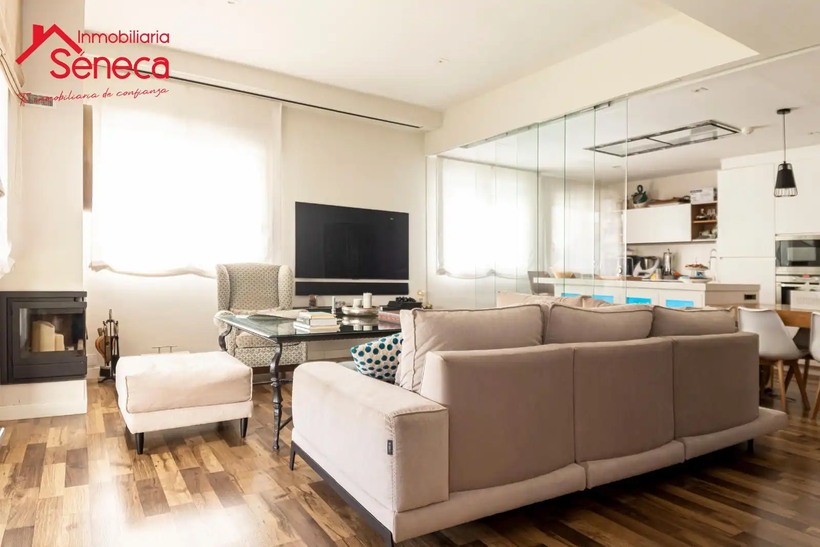 Living room of Flat for sale in Córdoba  with Air Conditioner, Heating and Terrace