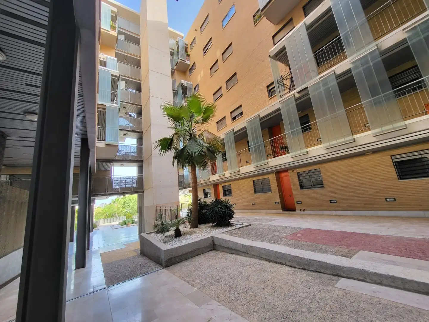 Vista exterior de Pis de lloguer en Málaga amb Aire condicionat, Terrassa i Piscina