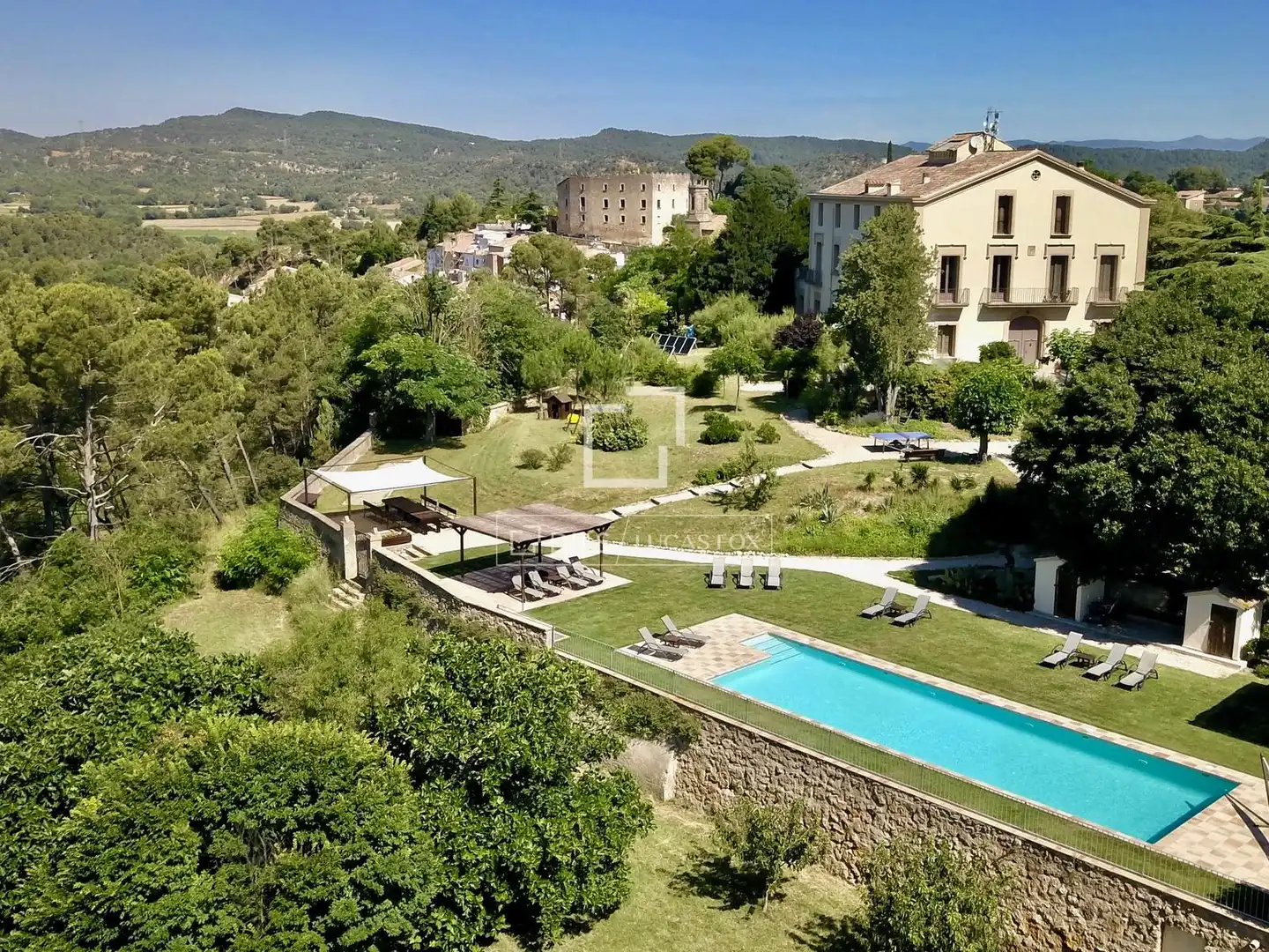 Garden of Country homes for sale in La Torre de Claramunt  with Air Conditioner, Heating and Private garden