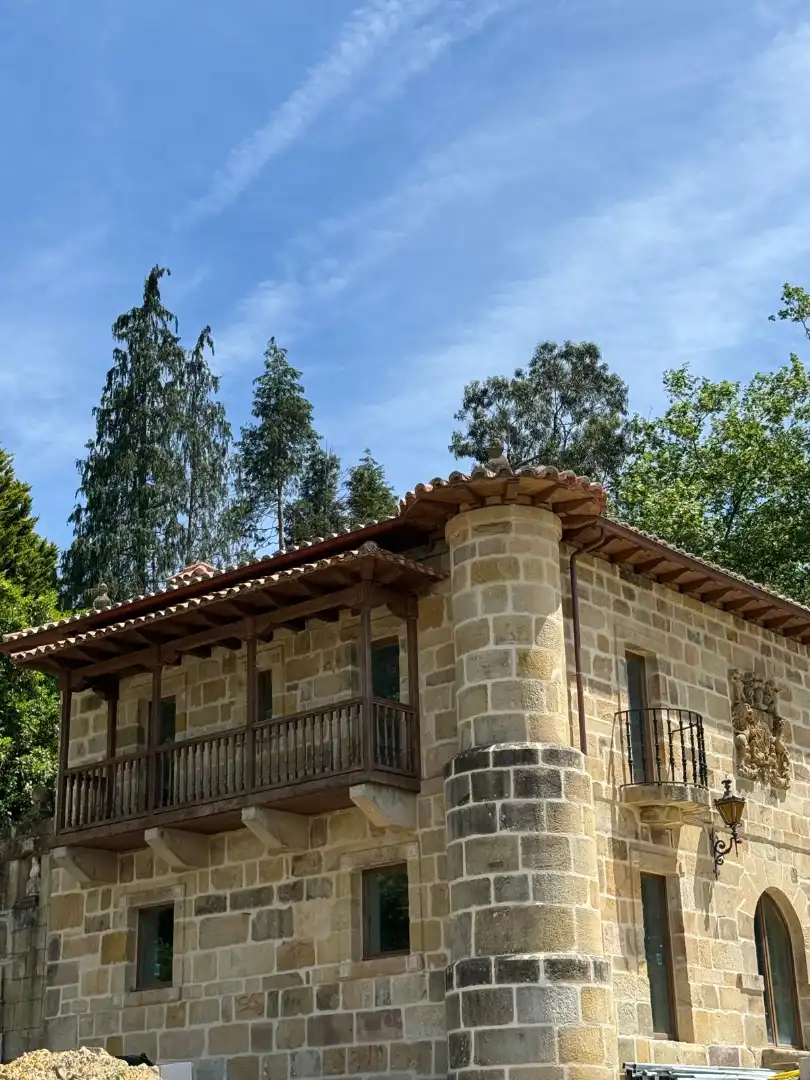 Vista exterior de Casa o chalet en venta en Ribamontán al Monte con Aire acondicionado, Calefacción y Jardín privado