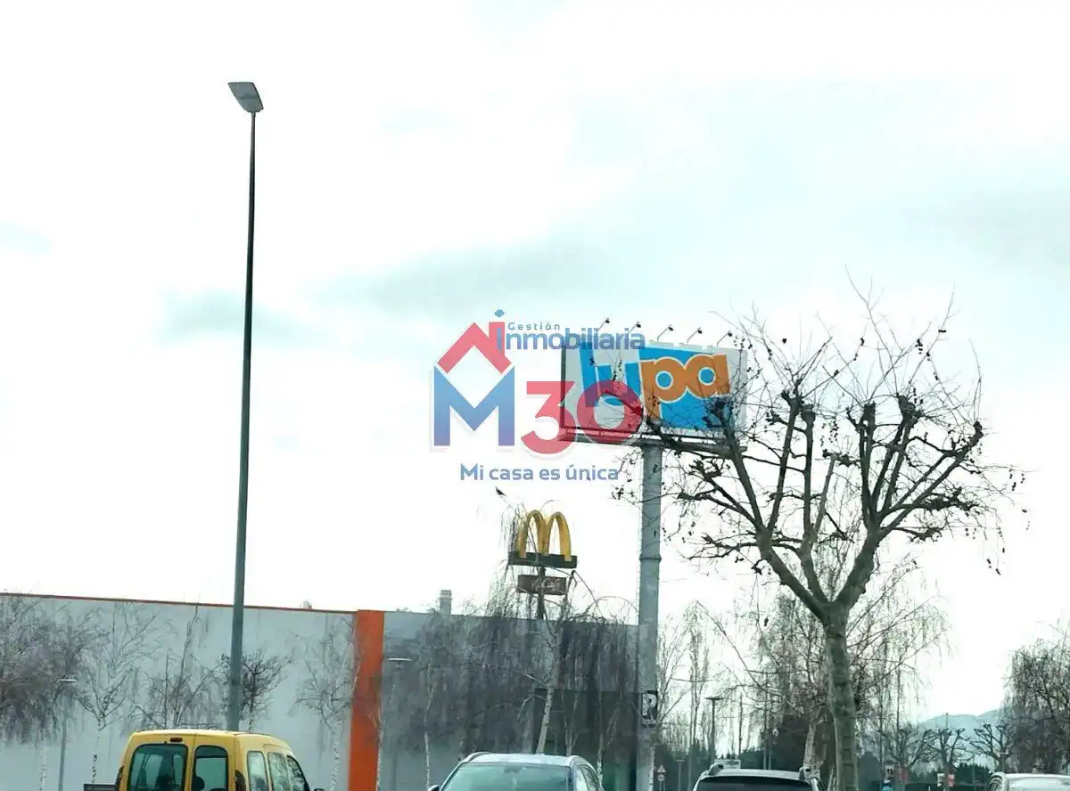 Piso en venta en Miranda de Ebro con Calefacción, Parquet y Trastero