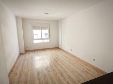 Piso con ascensor en venta en Sebastian Eslava