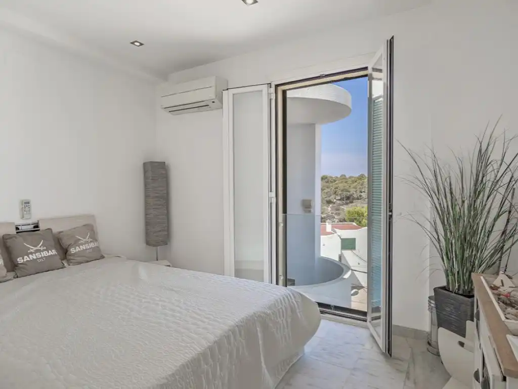 Schlafzimmer von Dachboden zum Verkauf in Llucmajor mit Klimaanlage, Terrasse und Schwimmbad