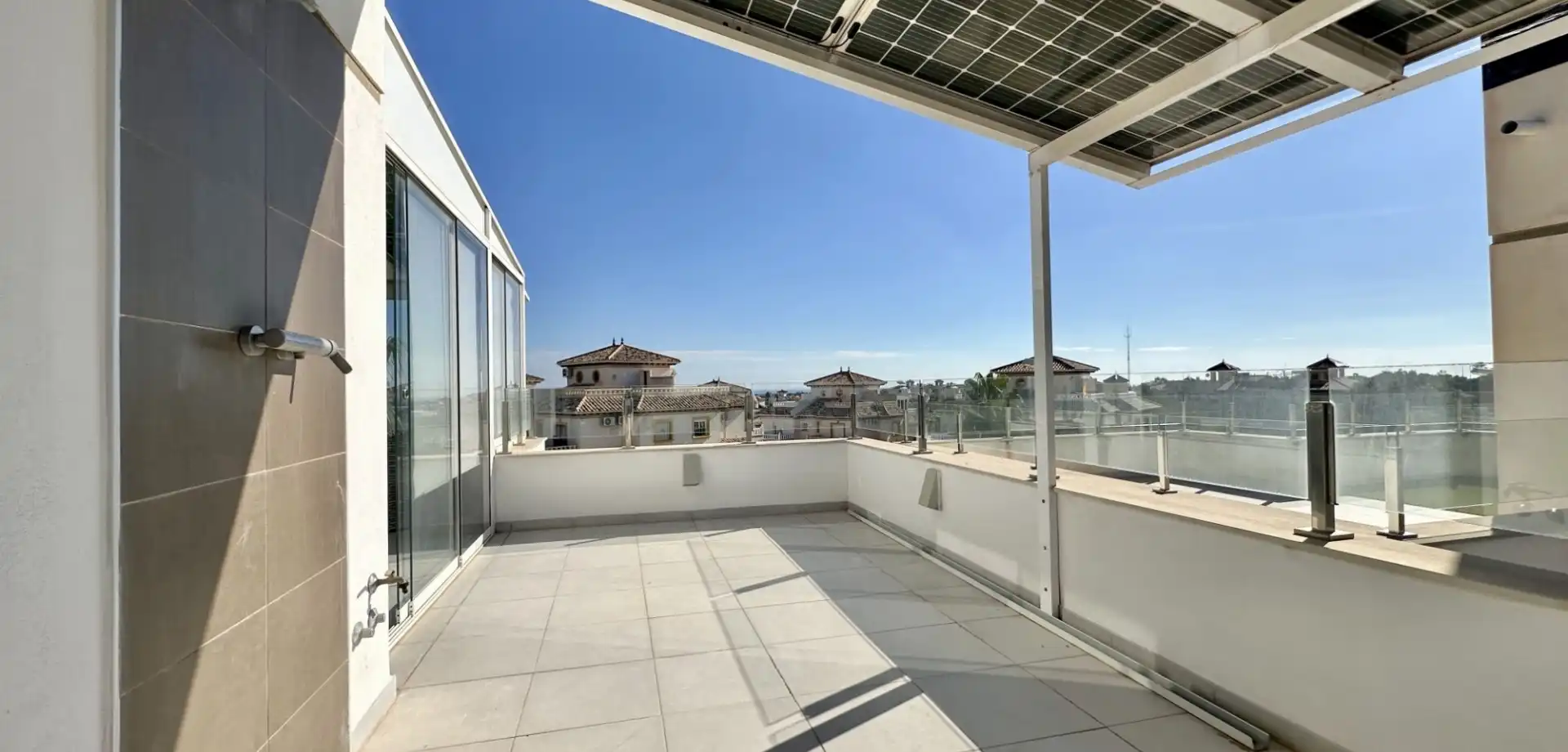 Terrassa de Casa o xalet en venda en Orihuela amb Aire condicionat, Jardí privat i Terrassa