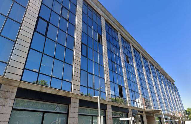 Oficina en Alquiler en Laureà Miró en El Centre