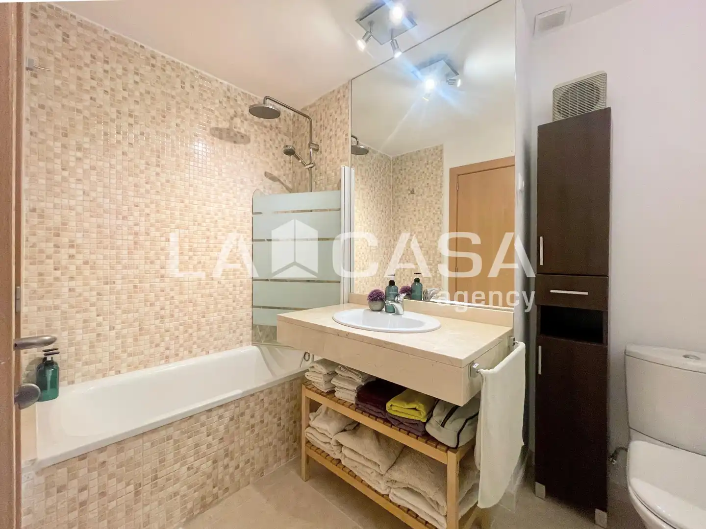 Dúplex en venta en Badalona con Calefacción, Piscina y Balcón