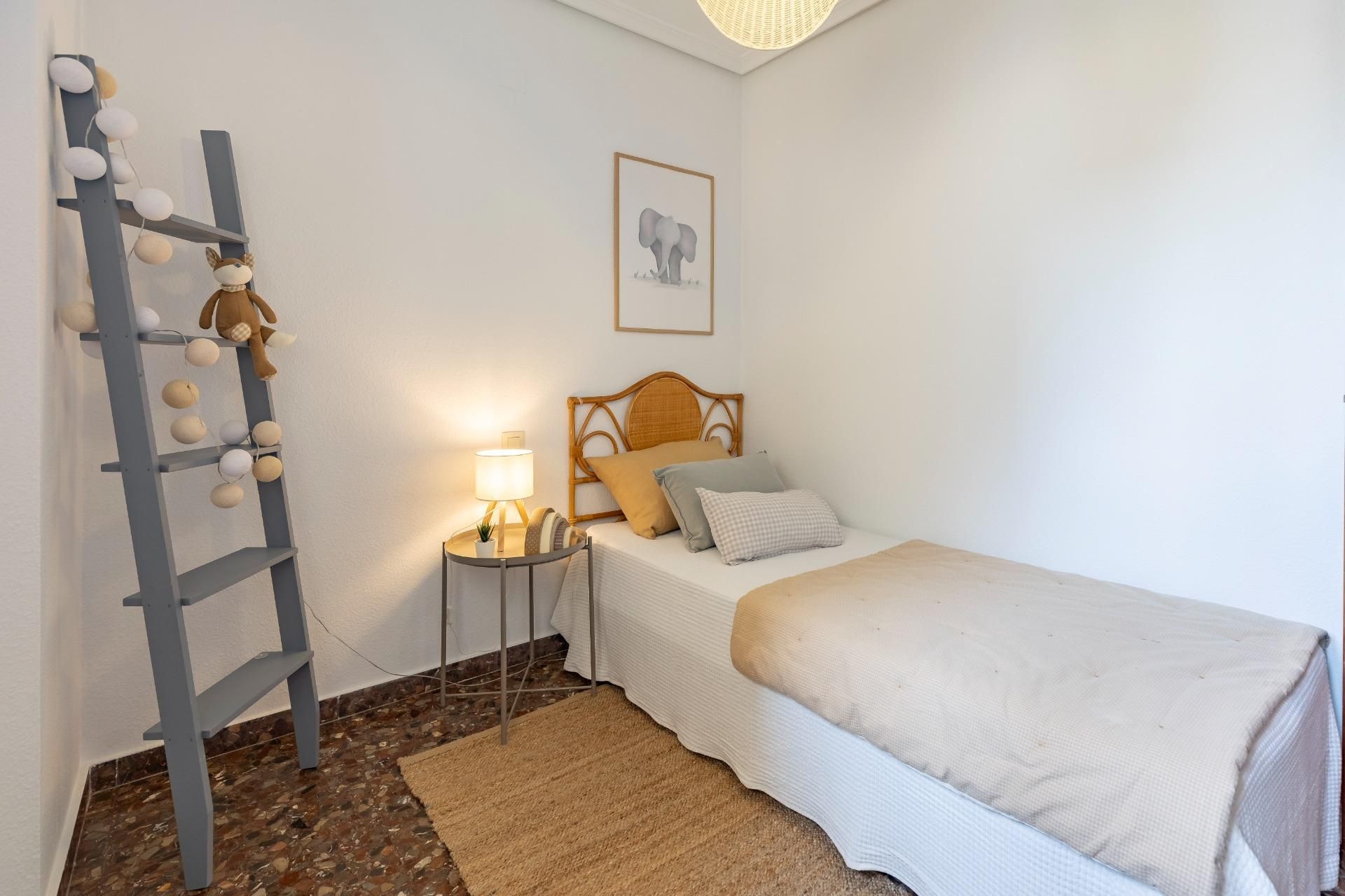 Flat for sale in Calle JERONIMA GALES IMPRESSORA, La Raïosa