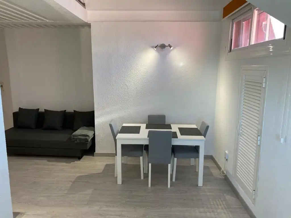 Flat for sale in Calle de la Fuente del Tesoro, 573, Zona alta